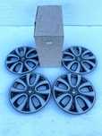 Capace jante roti gama Renault R14 noi originale Renault