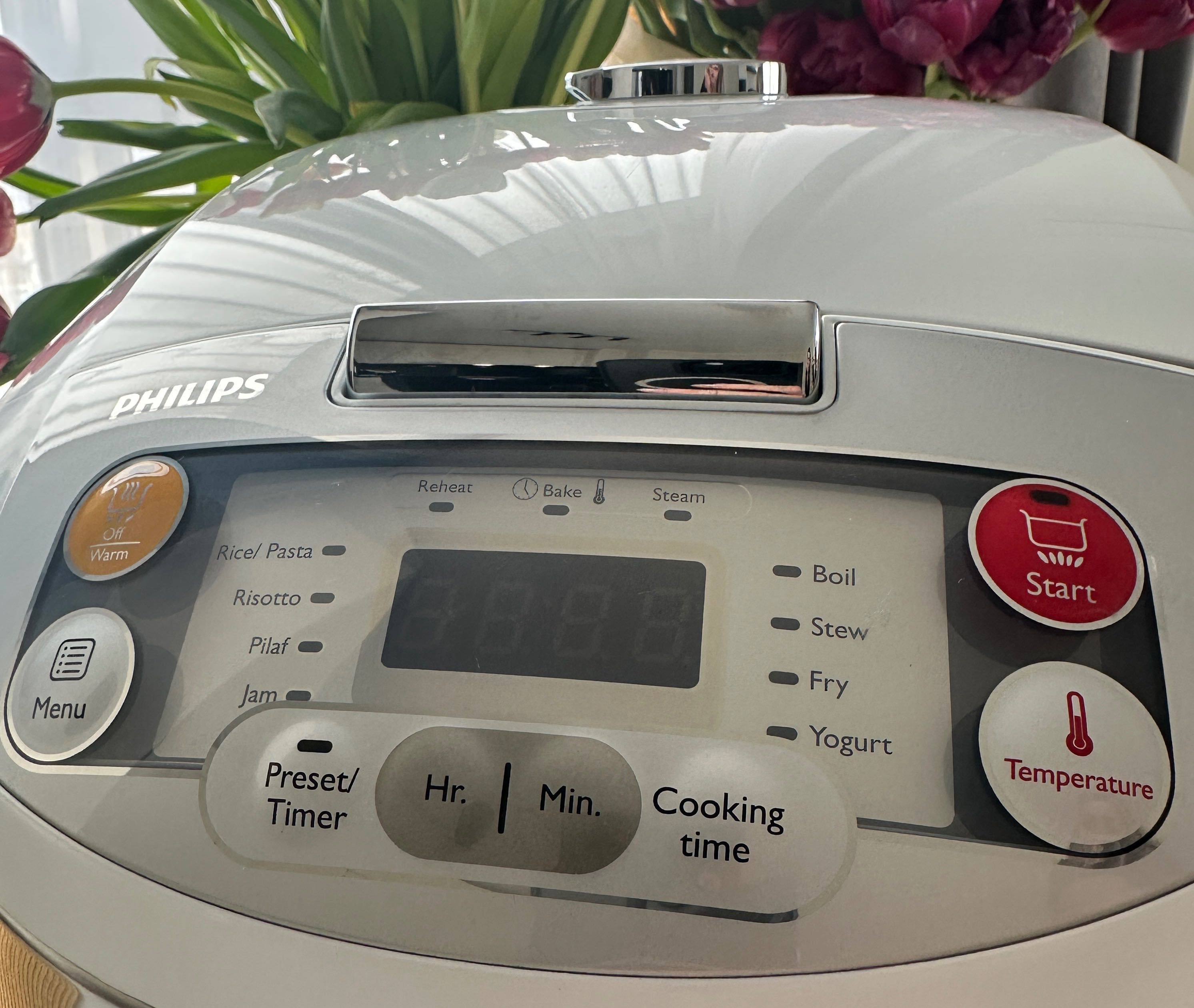 Multicooker Philips HD3037/70, 980 w. Мультиварка Philips.