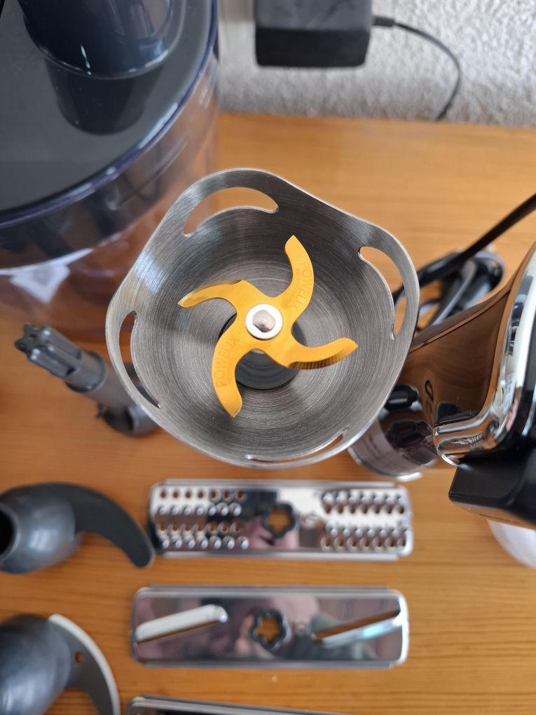 Moulinex Infinyforce Pro 1200W Блендер,пасатор,чопър,бъркалка 5в1.
