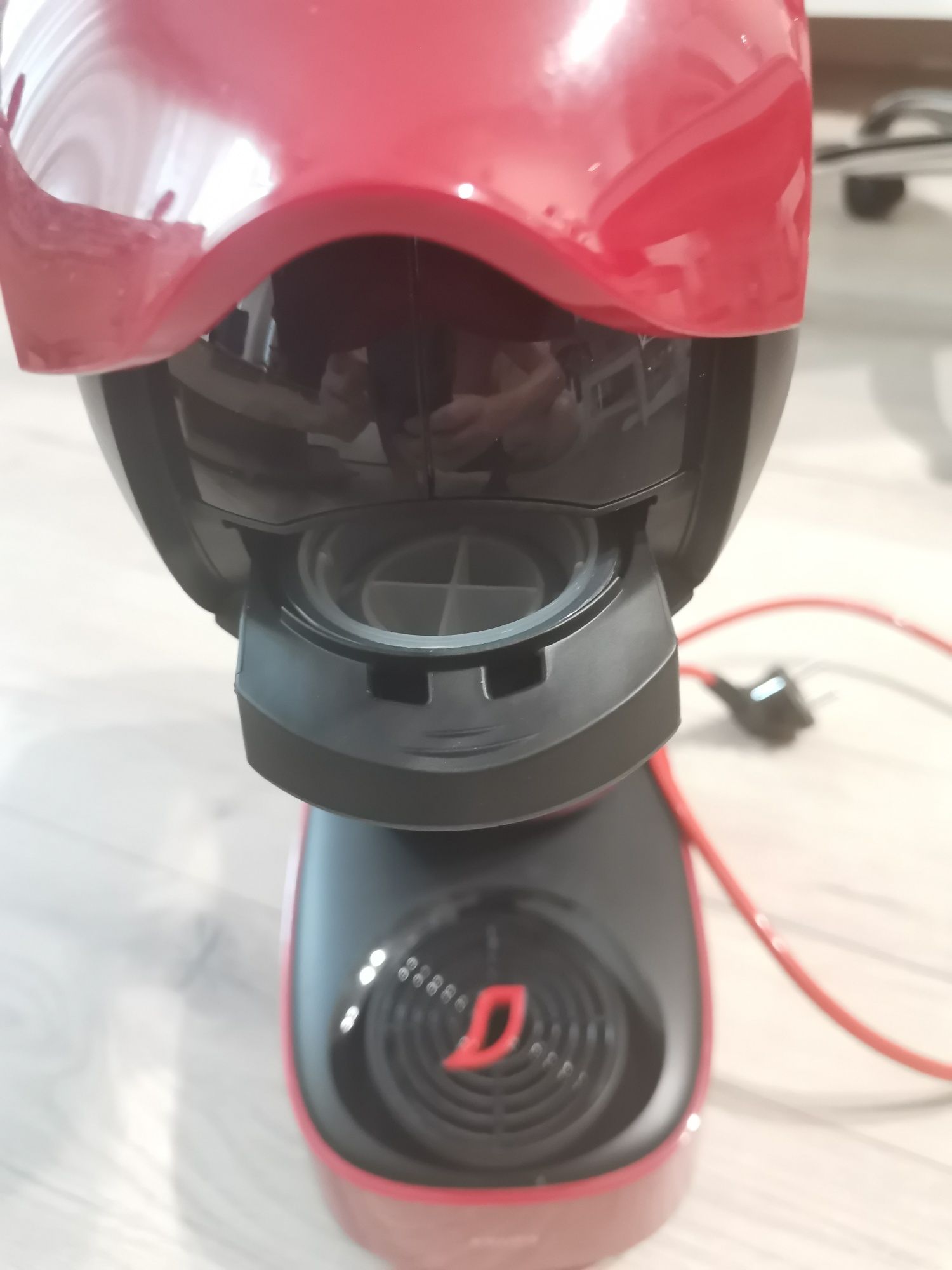 KRUPS INFINISSIMA  Кафемашина с подарък 22 броя капсули Dolce Gusto