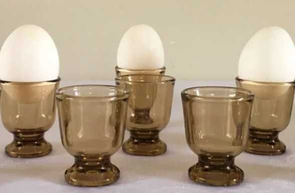 6 красиви ретро стъклени чаши за яйца марка Франция