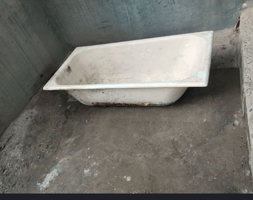 Продаётся ванна б. У