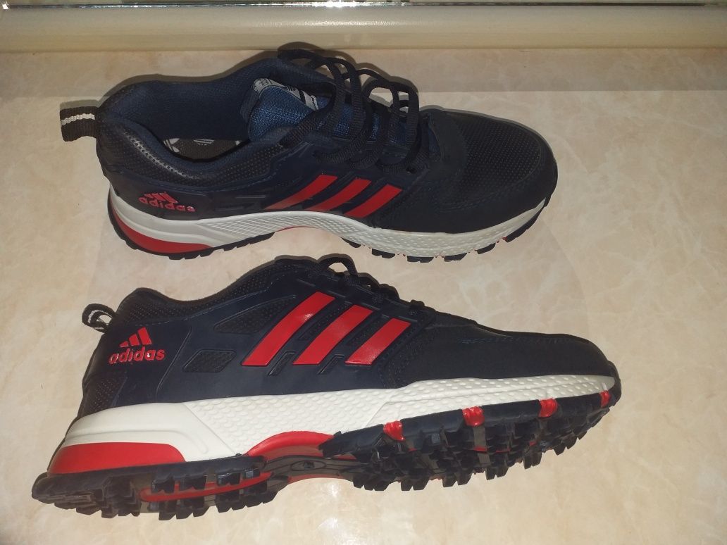 ADIDAS krsovka 42 razmer original