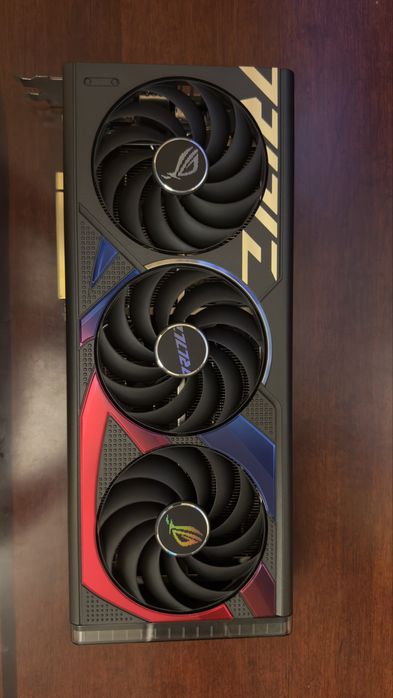 Asus Rog Stix RTX 4070 Super12GB