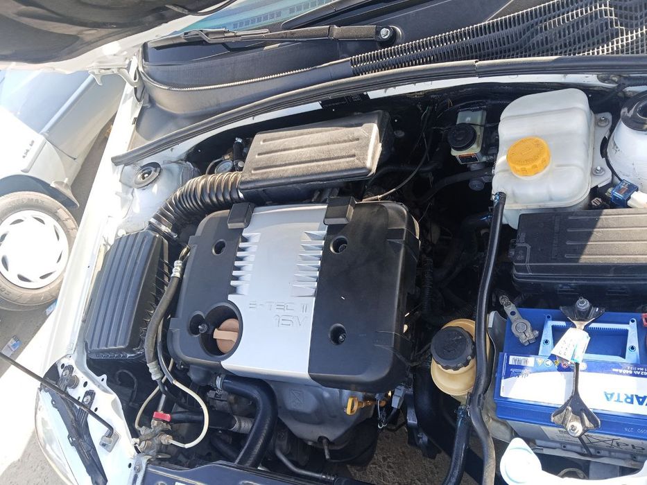 Lasetti moshina sotiladi