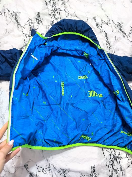 Geaca 2 fețe băieți marimea 134-140