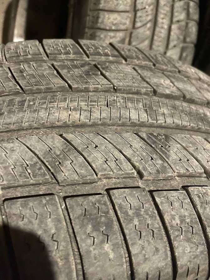 Всесезонни гуми в добро състояние 225/45R17