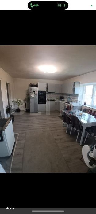 Casa cu 2 camere,baie, bucatarie,anexe.pivnita teren 1000 mp