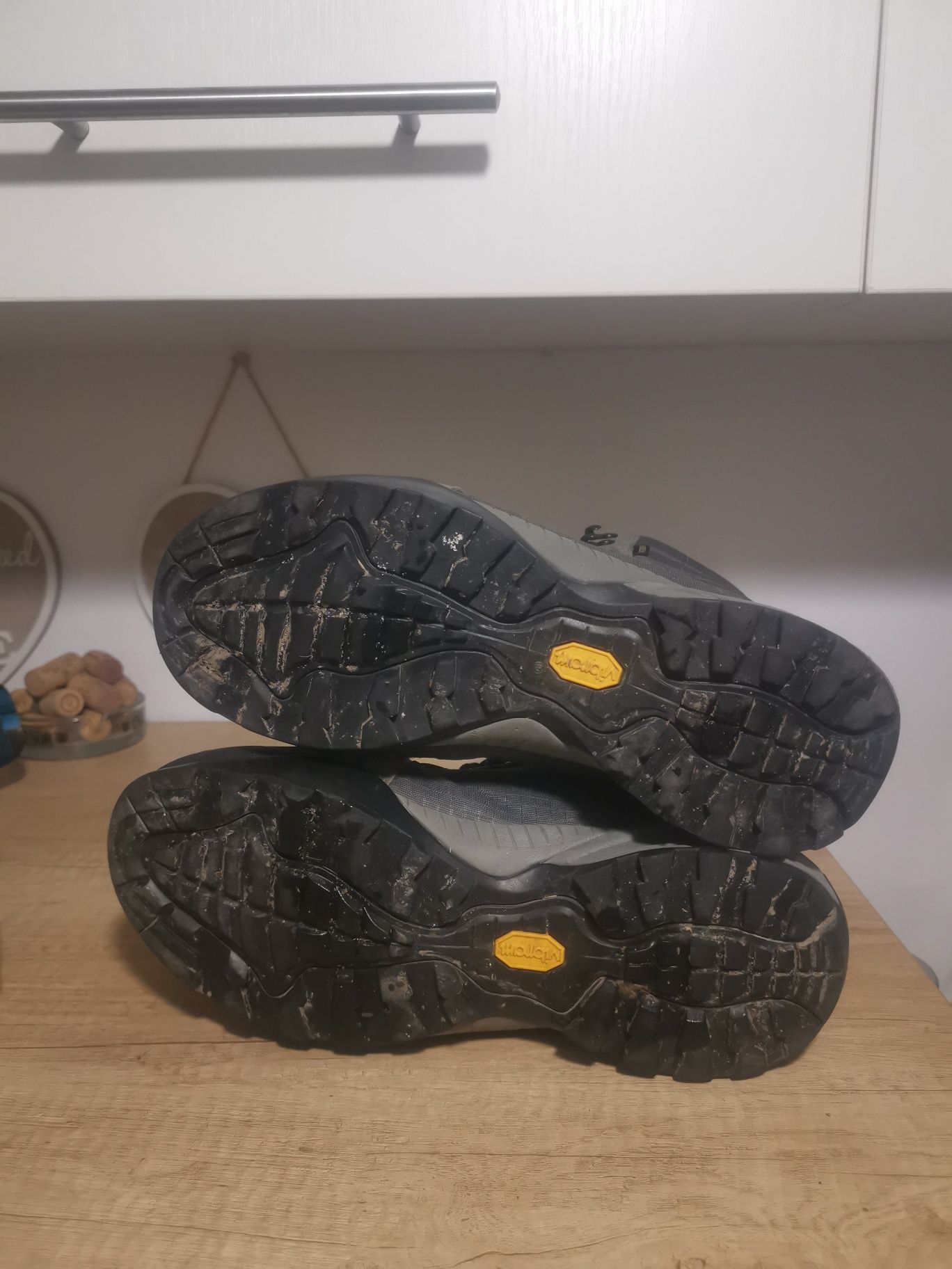 Scarpa gtx de iarnă nr. 42