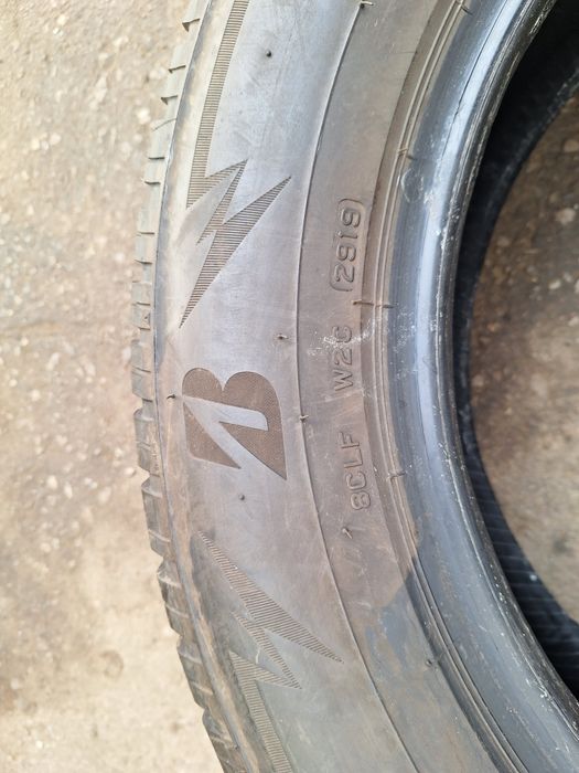 7.7 мм! 215 65 17 Bridgestone blizzak lm005