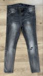 Blugi GUESS Chris Skinny Gri Barbati | Marime 33 x 30 (Talie 84 cm)
