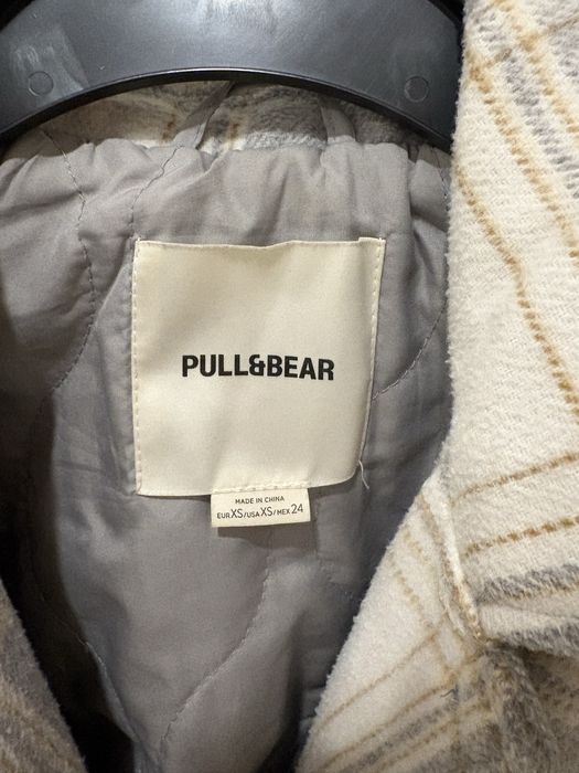 Сиво-бежаво карирано палто