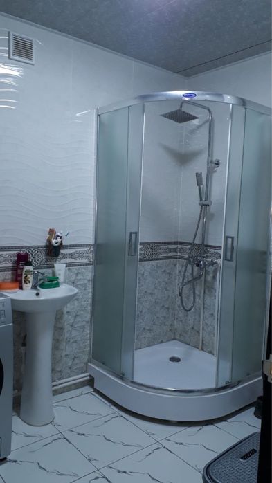 Чирчик Октябр 2х 58кв/м Сотила 31.000$ Бош толов ва паспорт бн Ипотека