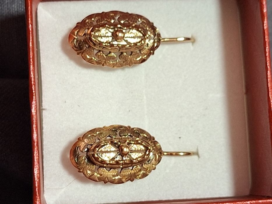 Cercei boierești din aur de 14k model coșuleț