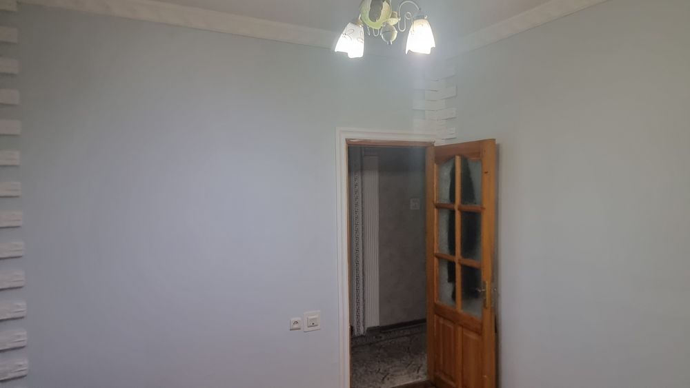 Уй сотилади массив джангох ц15 тел