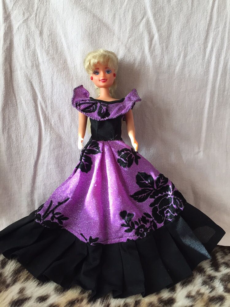 Платья бальные винтажные, ручная работа, для куклы Барби.