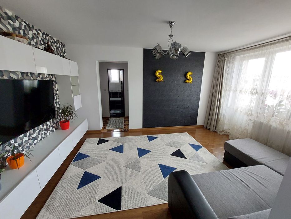 Vand apartament 2camere,mobilat si utilat in Moinesti