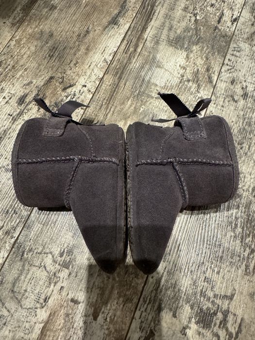 Cizme UGG  bebelusi marime 18