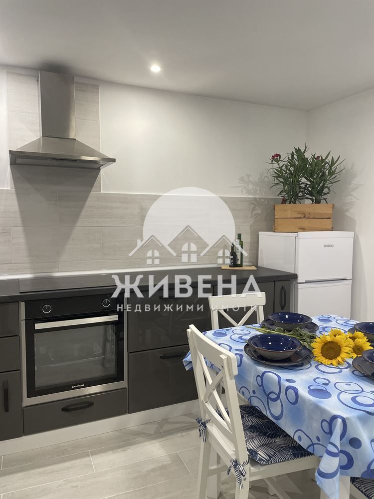 Продавам модерна къща в с.Гурково, площ 150 кв.м