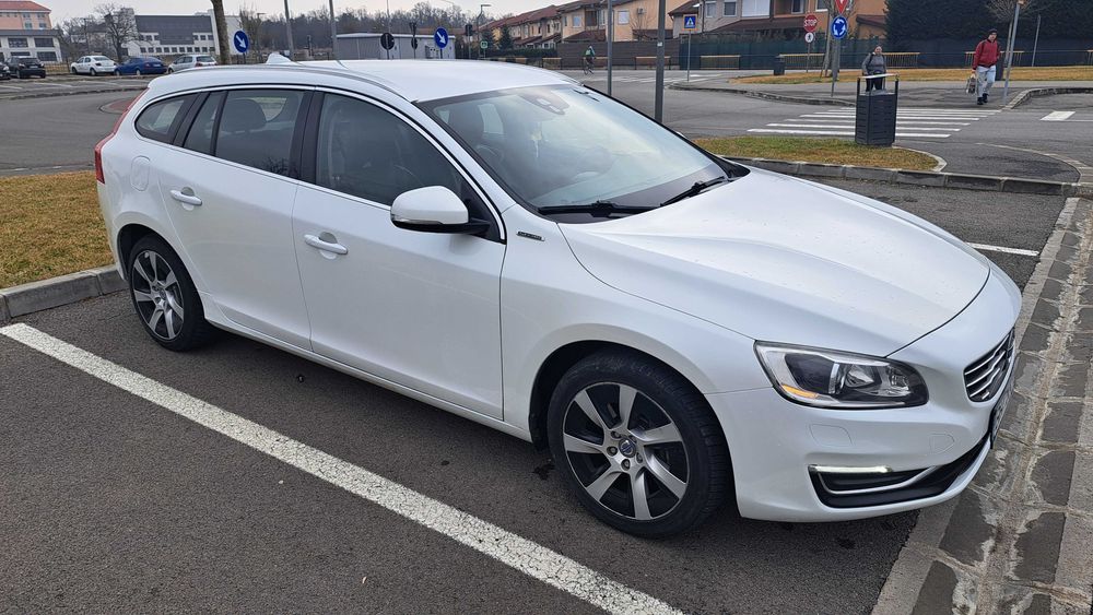 Volvo V50 plug in hibrid 2014