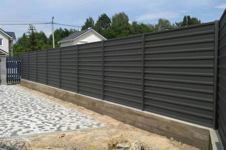 Garduri și porți din jalozea