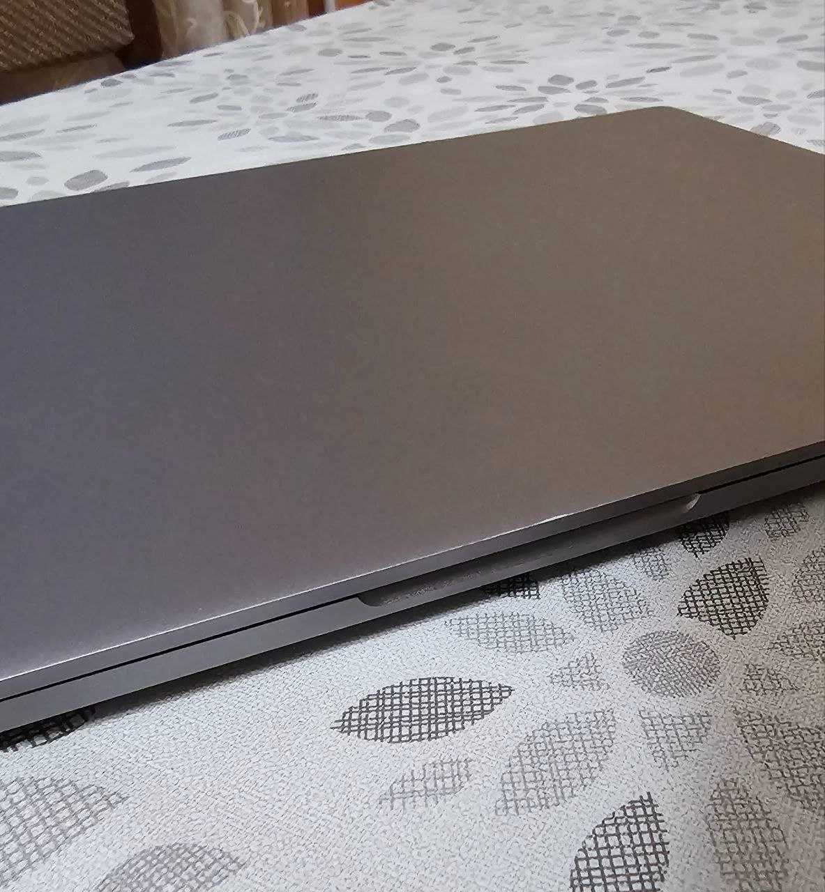 Продаётся Xiaomi Mi Notebook Pro 15.6”