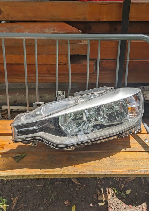 Far stanga Bmw f30 f31