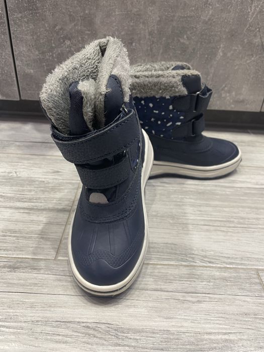 Детски ботуши. Номер 28