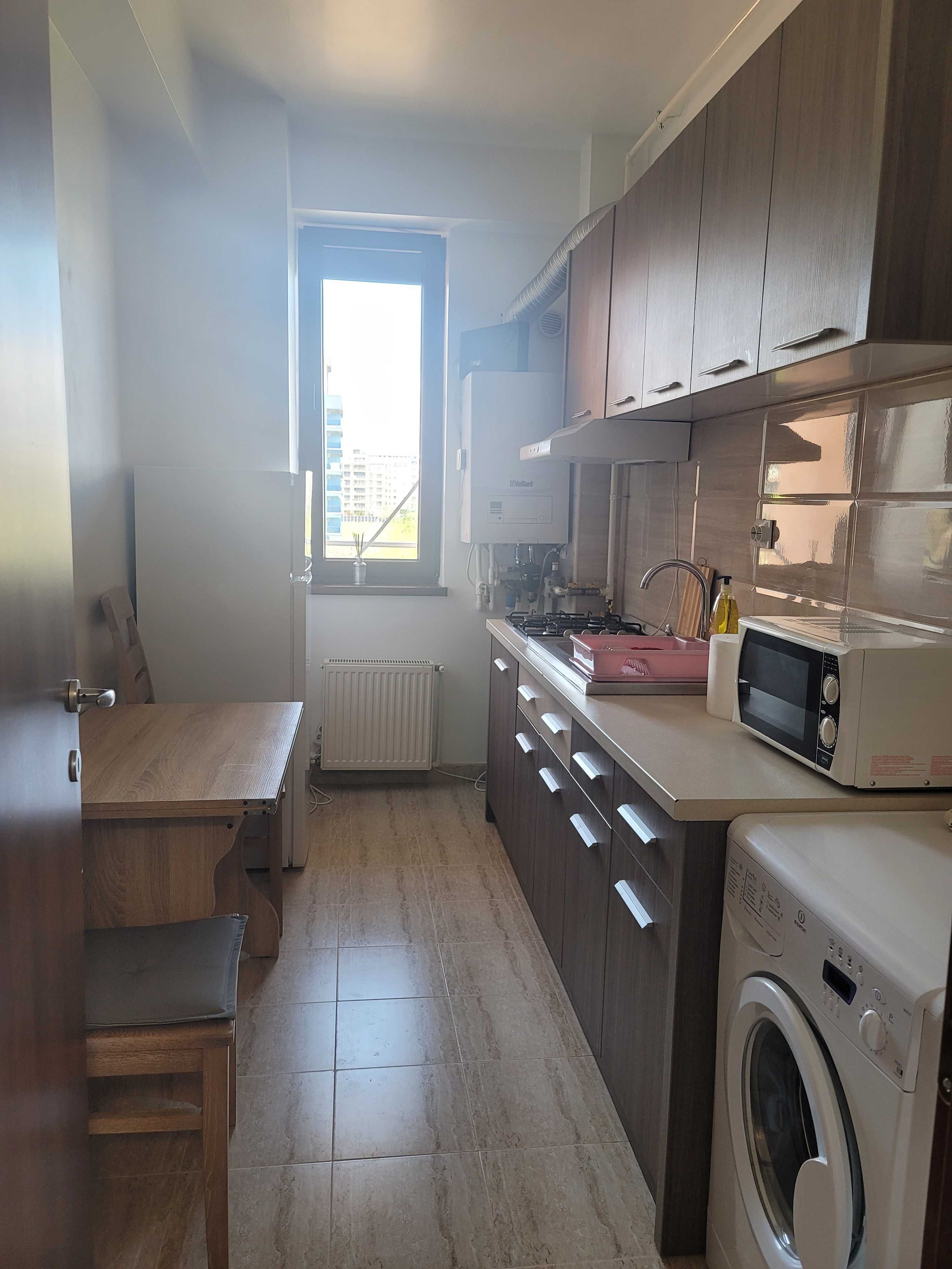 Închiriez apartament cu 3 camere zona 
mamaia  summerland