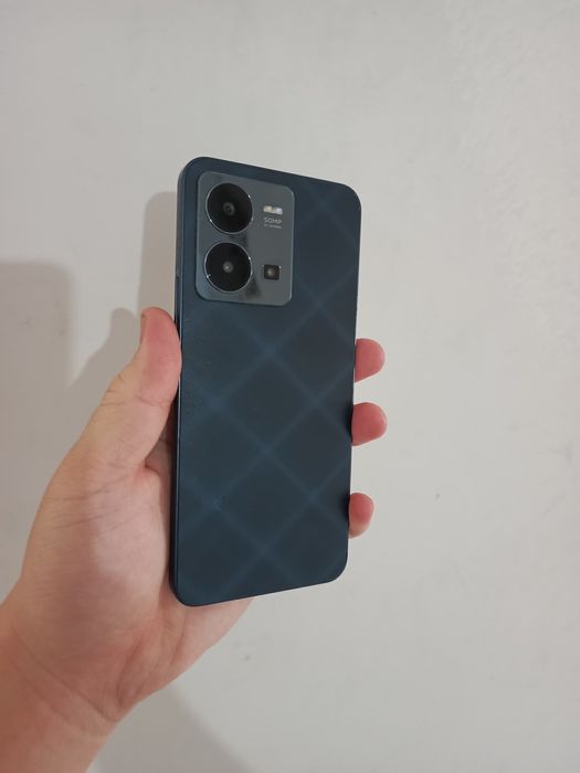 Продам телефон Vivo Y35 в хорошем состоянии