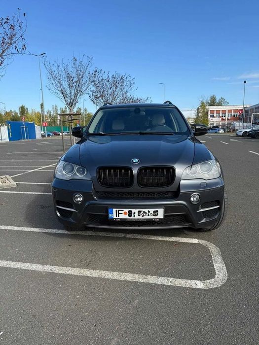 BMW X5 Vand BMW X5 E70 xDrive30d