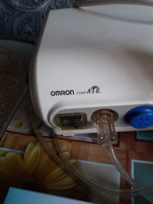 продам ингалятор  компрессорный