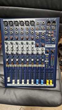 Mixer soundcraft epm6