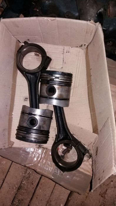 Pistoane motor fiat 411r 415