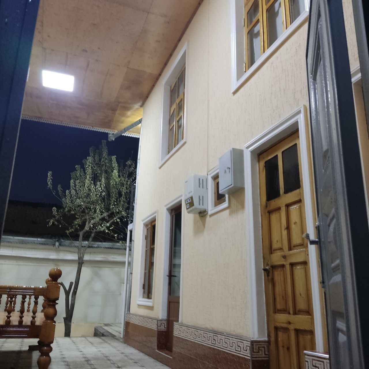 Спитамен шах кучасида ховли сотилади (можно обмен на квартиру )