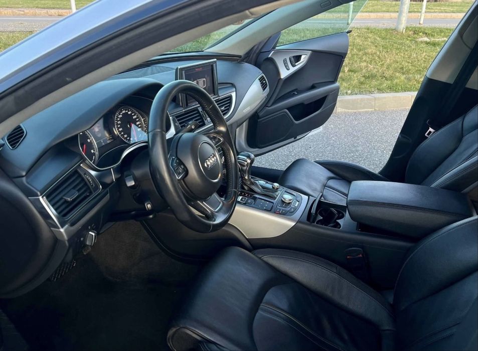 Audi a 7 3.0 tdi qoatro 245cp