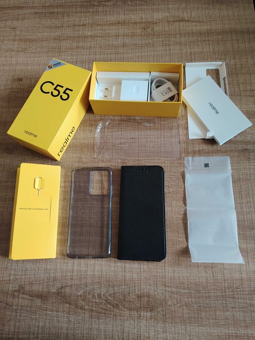 Realme C55 + 2 калъфа и стъклен протектор