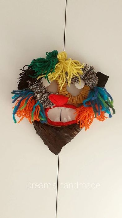 Vand masca/masti traditionale, pentru serbare copii