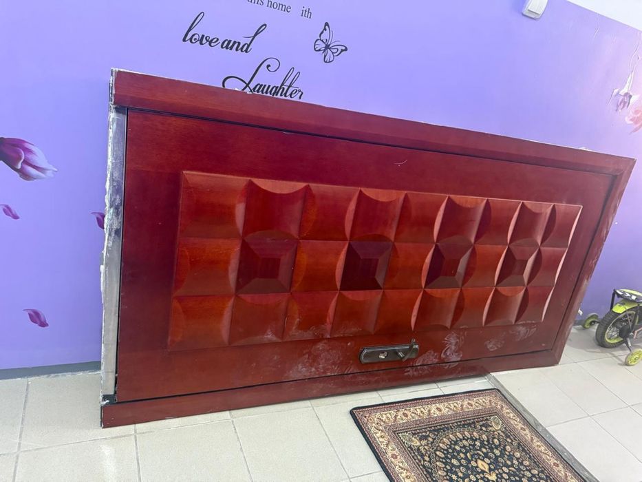 Продам железную дверь