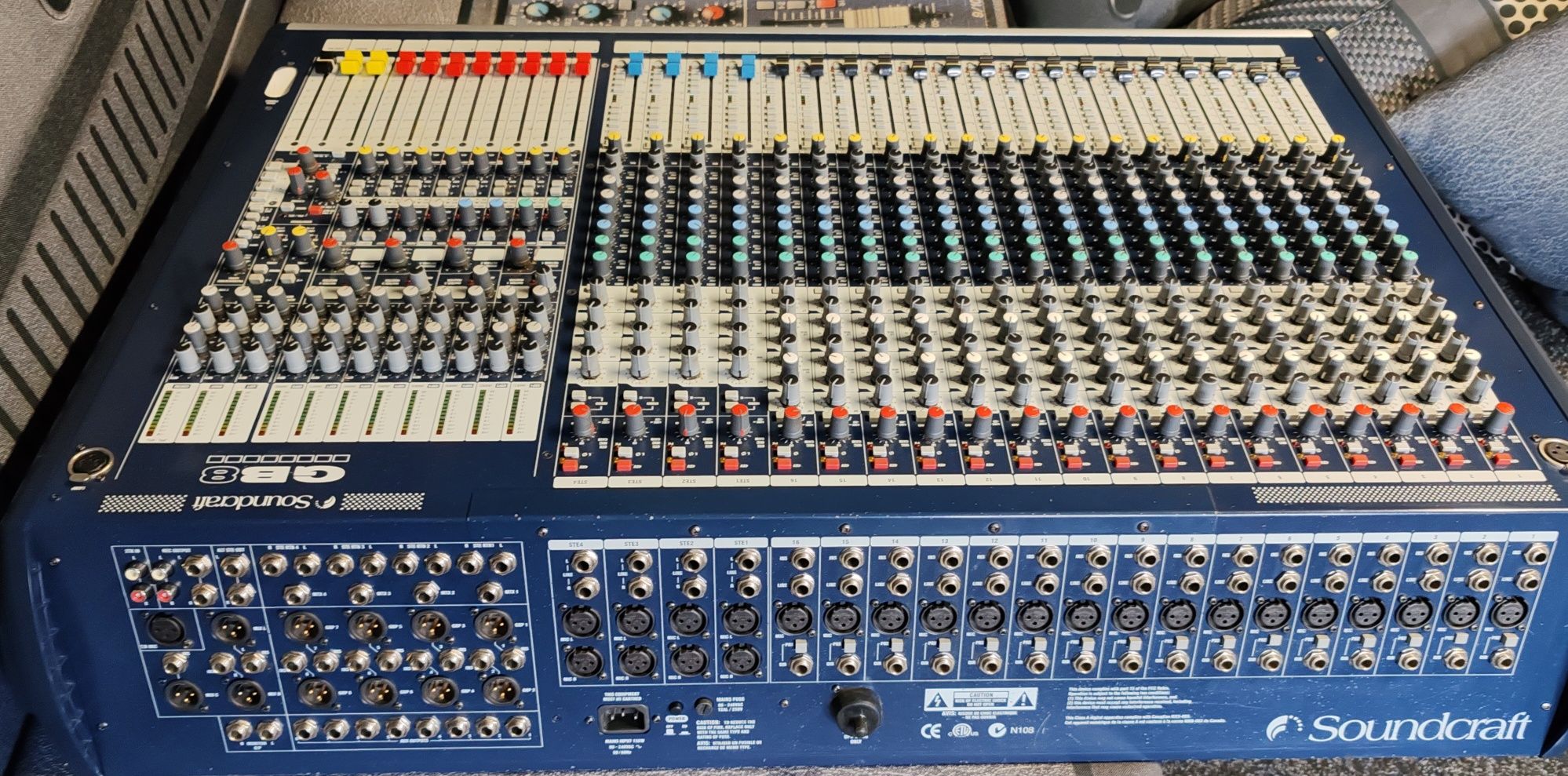 Mixer SoundCraft GB 8