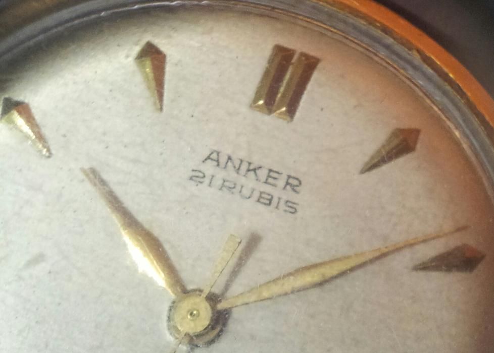 vand ceas placat cu aur Anker
