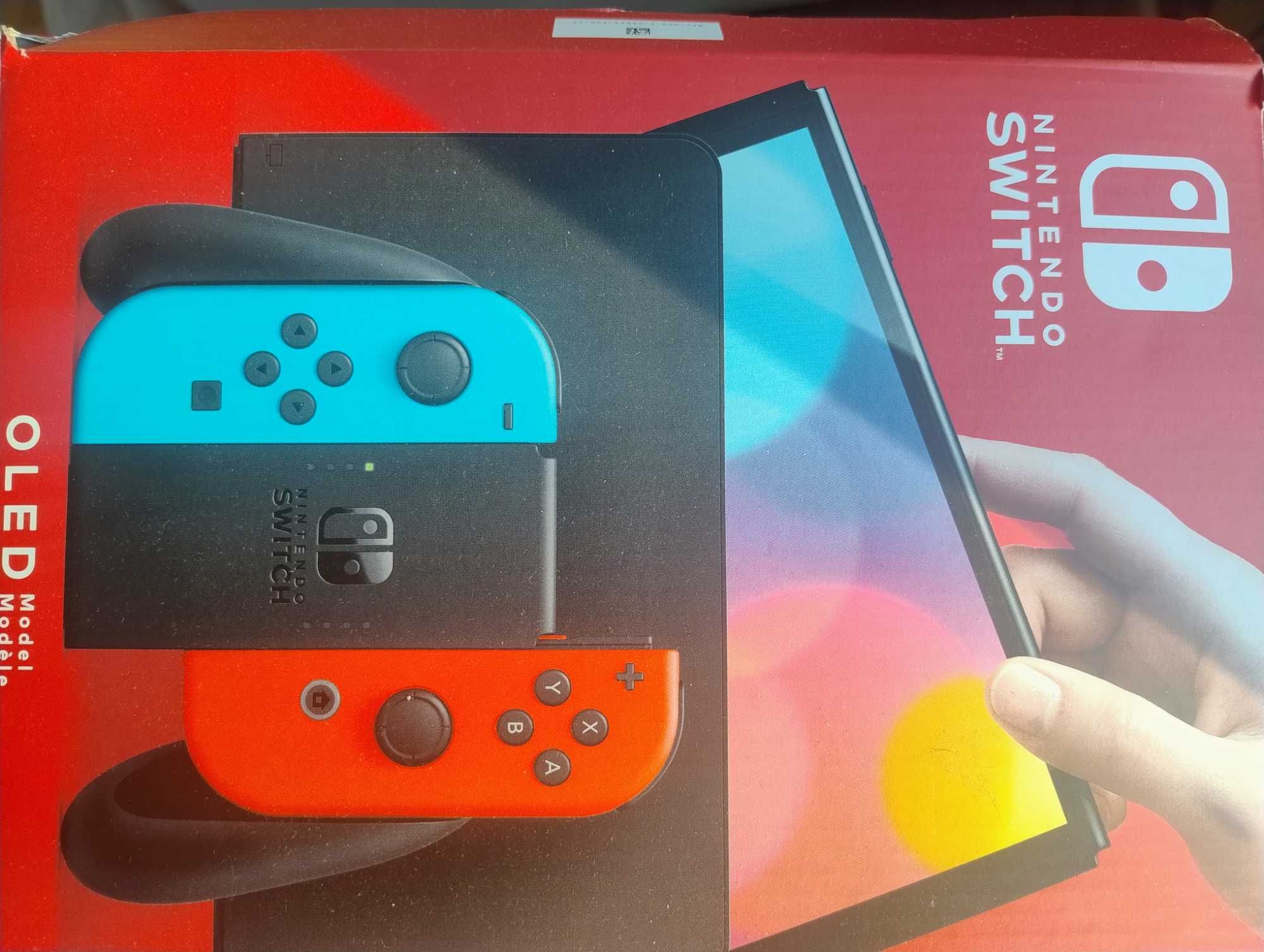 Продавам Nintendo switch OLED в гаранция