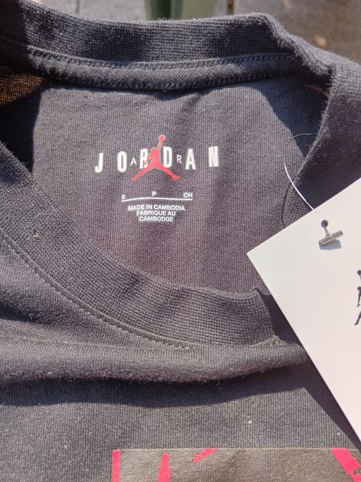 Tricou Jordan negru, rosu