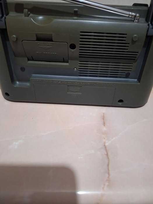 Radio SONY model ICF-903L