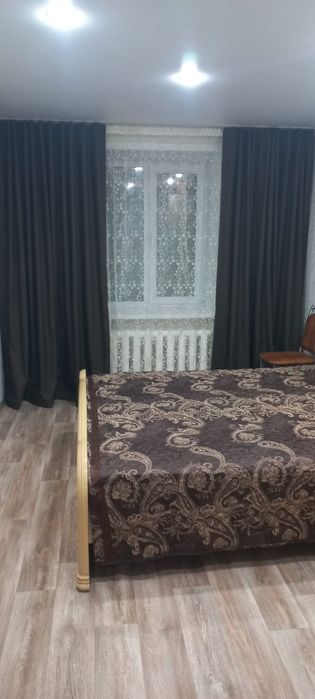 2 комн р-он 8 школы,кафе Ахтамар