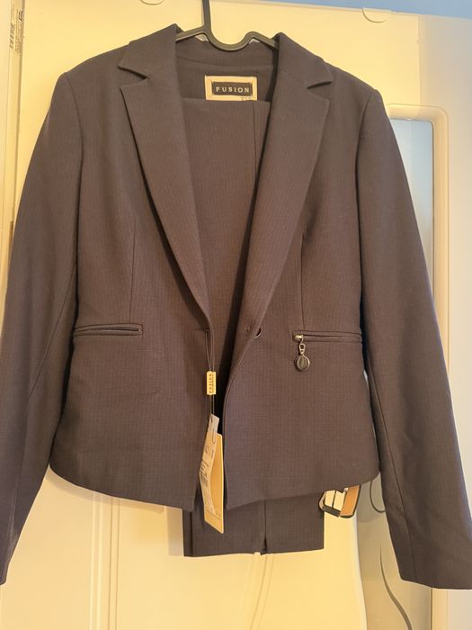 Женскиц брючной костюм