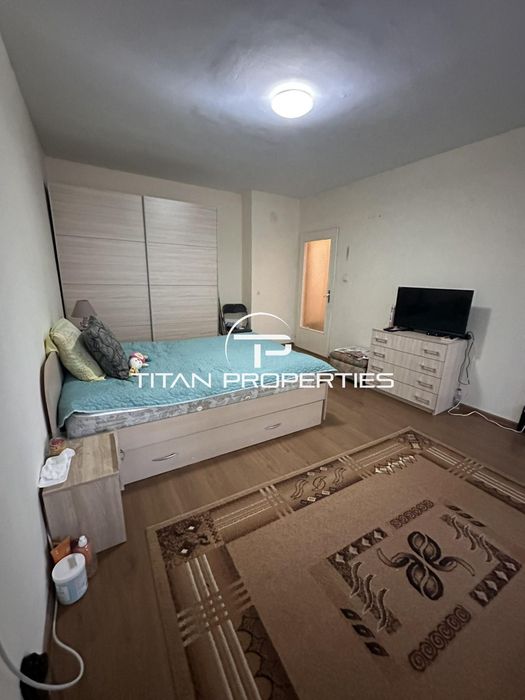 Дава се под наем Едностаен апартамент в Бургас, Меден рудник - зона А - 42 кв.м за 306 € - Снимка #1