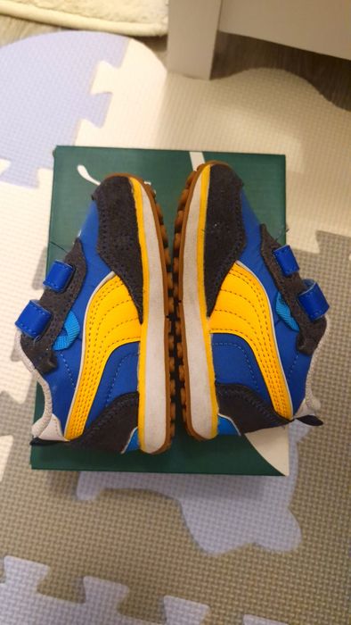 Adidasi Puma marimea 20