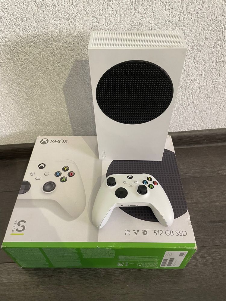 Xbox Series S 512 GB - като нов