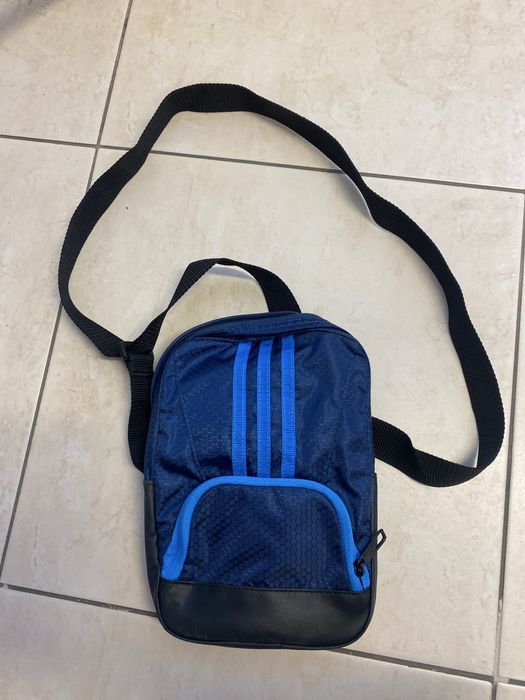 Чантички найк и адидас